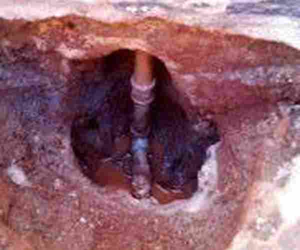 Infiltração e Vazamentos com Preço Baixo em Cano de Cobre, Ferro e PVC